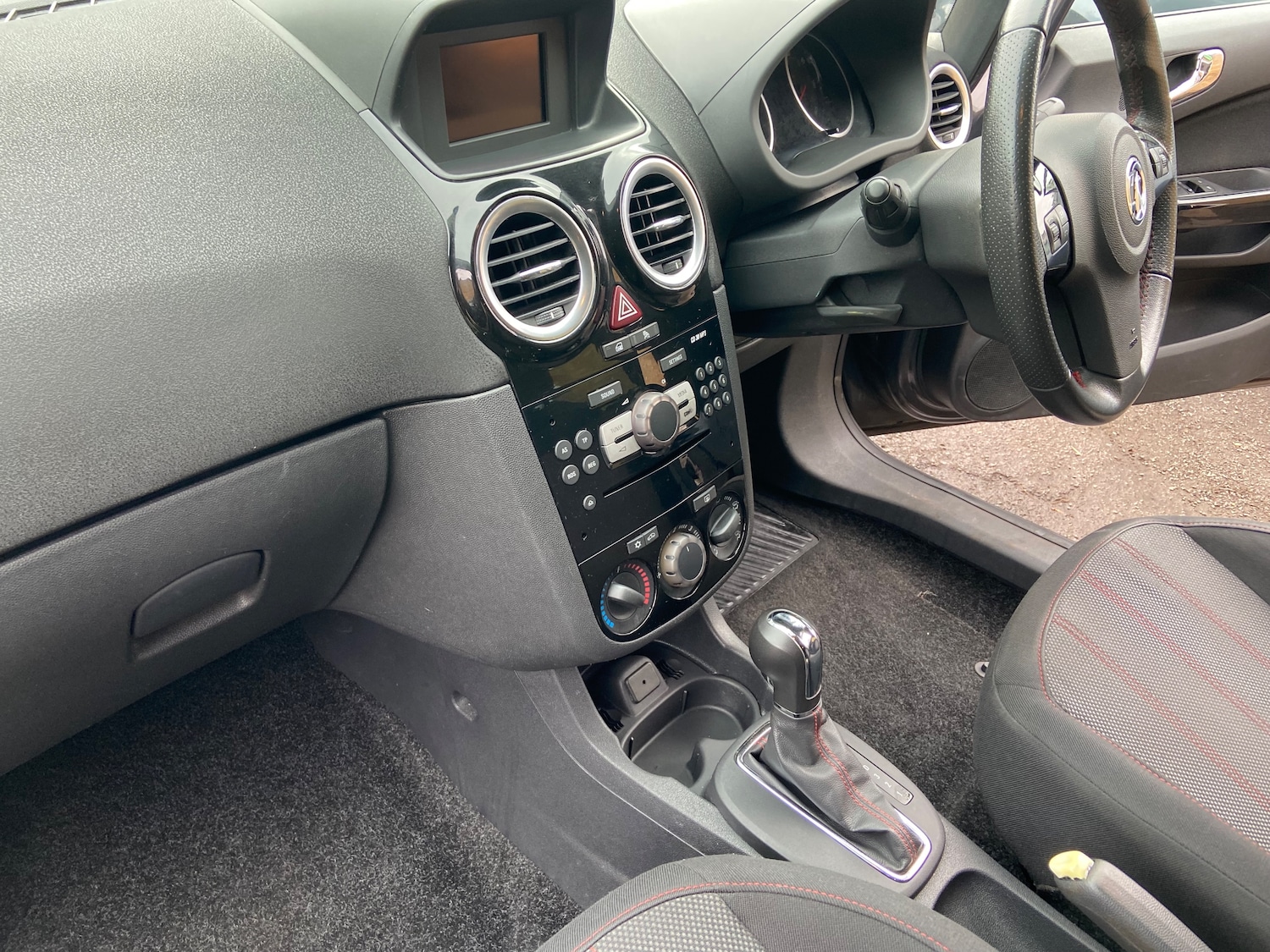 Used Vauxhall Corsa 2013 for sale - 76487307: Photo 14