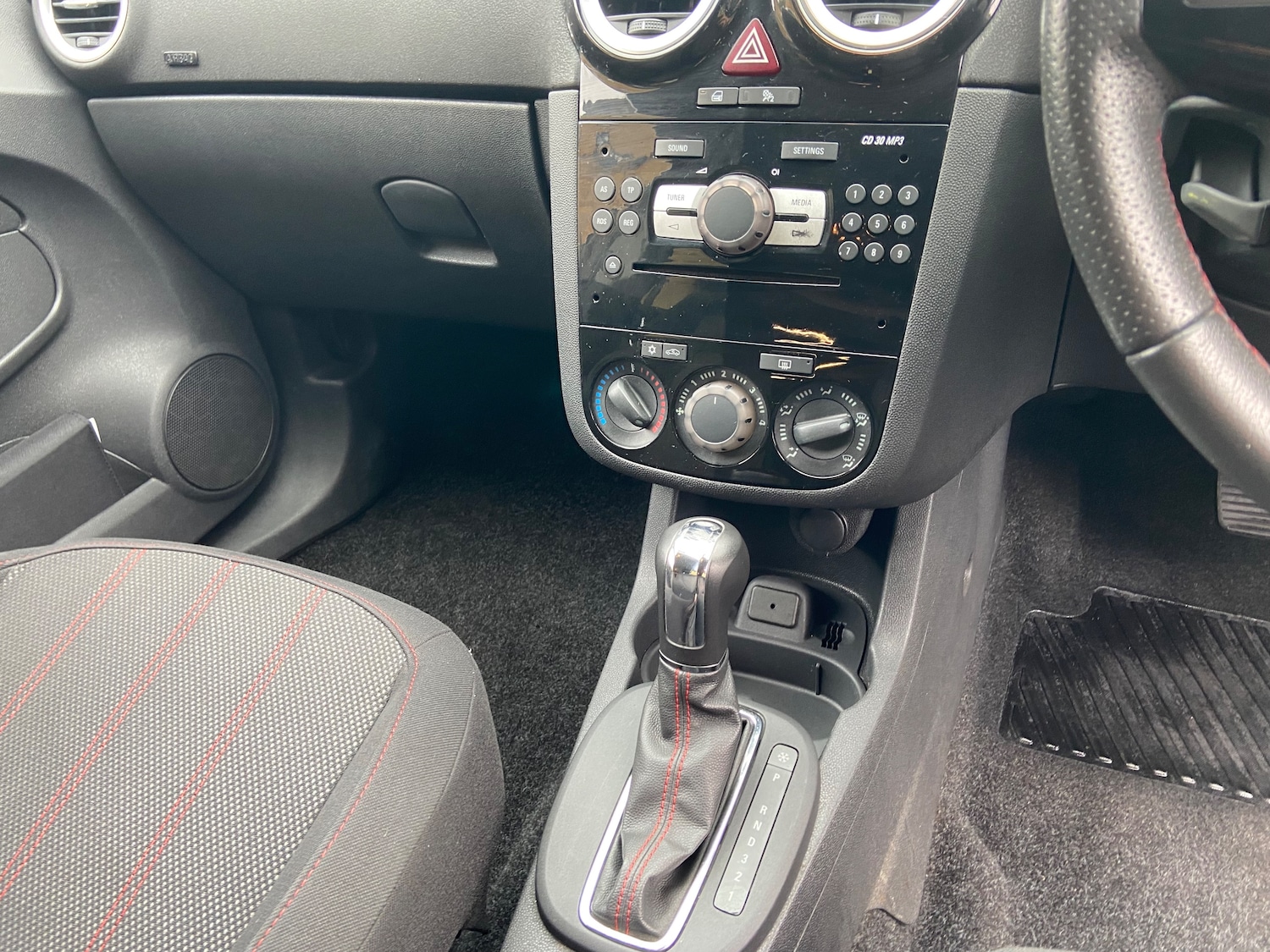 Used Vauxhall Corsa 2013 for sale - 76487307: Photo 28