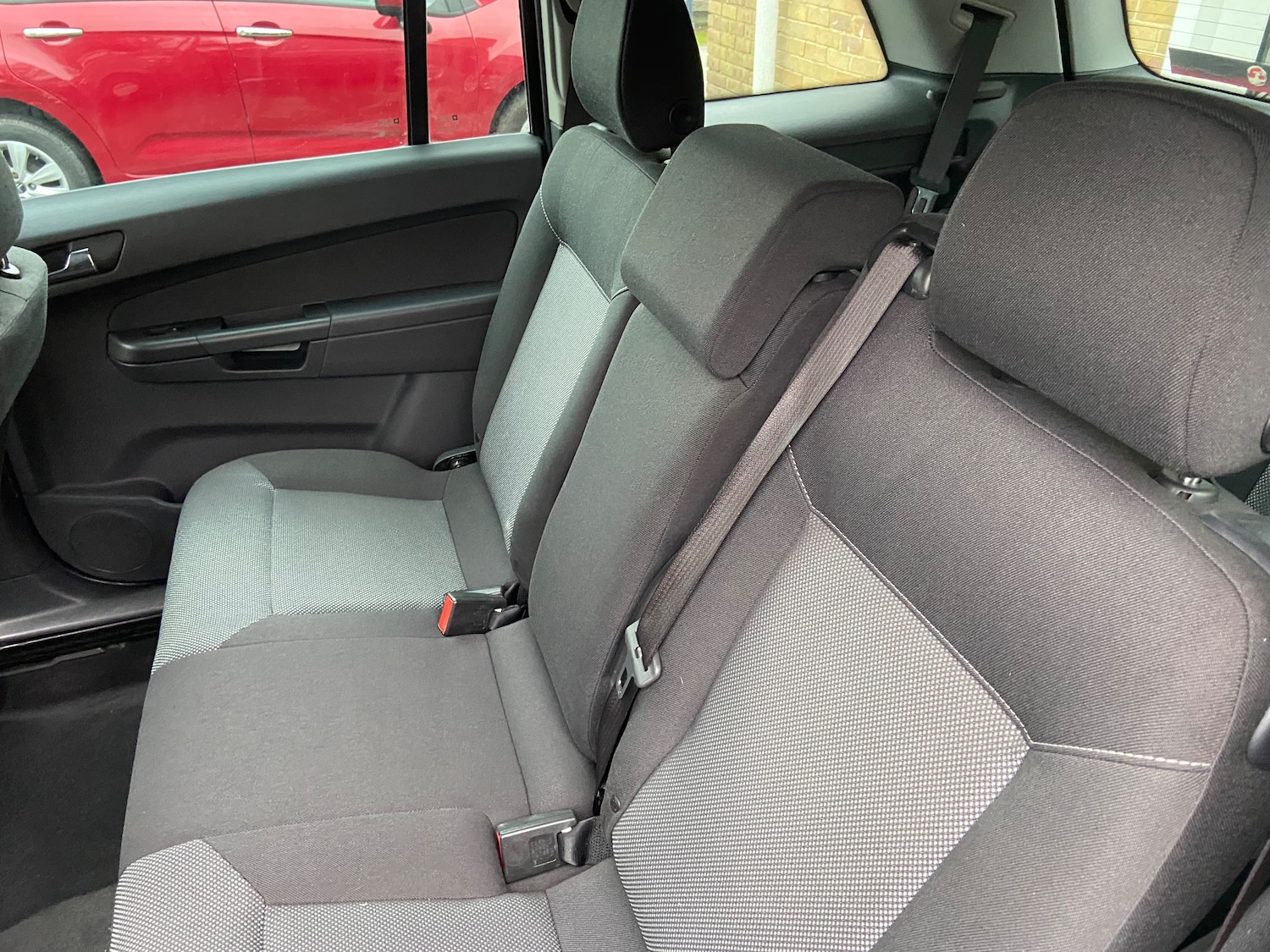 Used Vauxhall Zafira 2013 for sale - 76999596: Photo 18