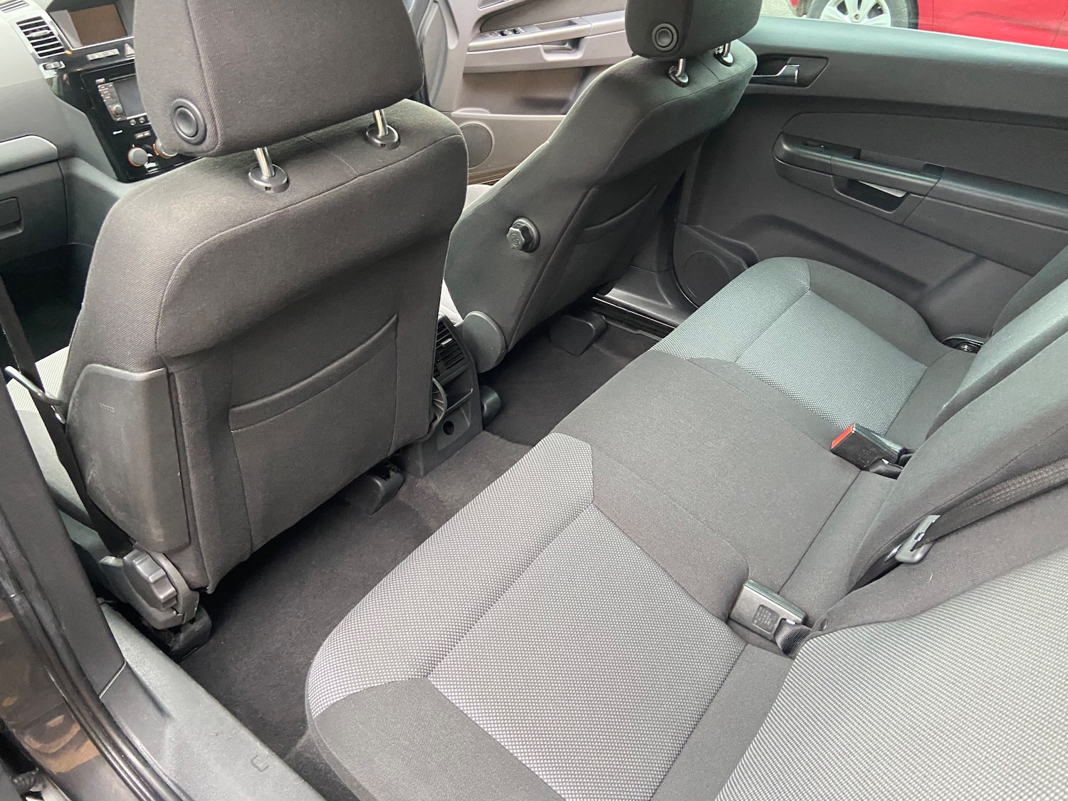 Used Vauxhall Zafira 2013 for sale - 76999596: Photo 19