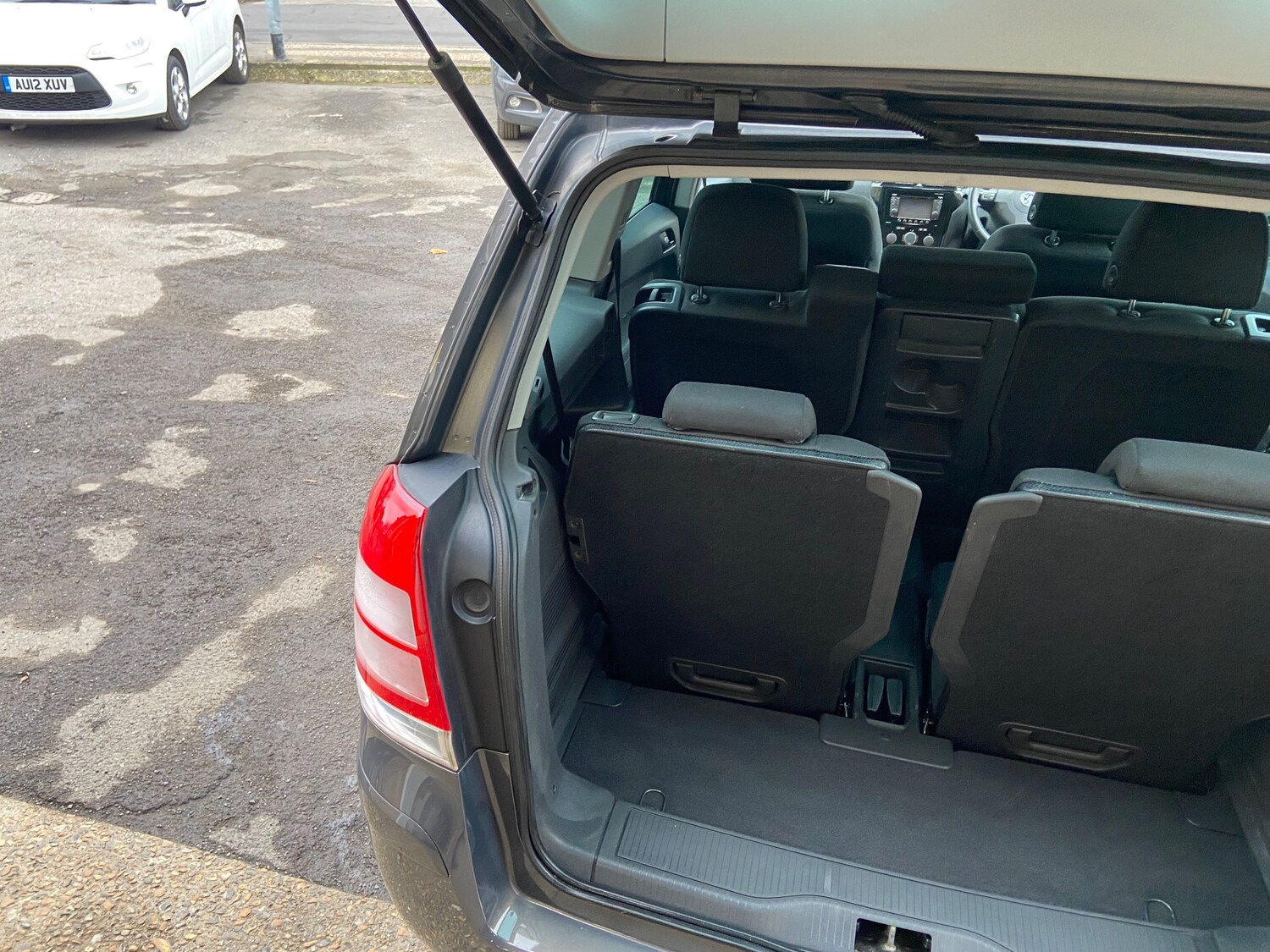 Used Vauxhall Zafira 2013 for sale - 76999596: Photo 21