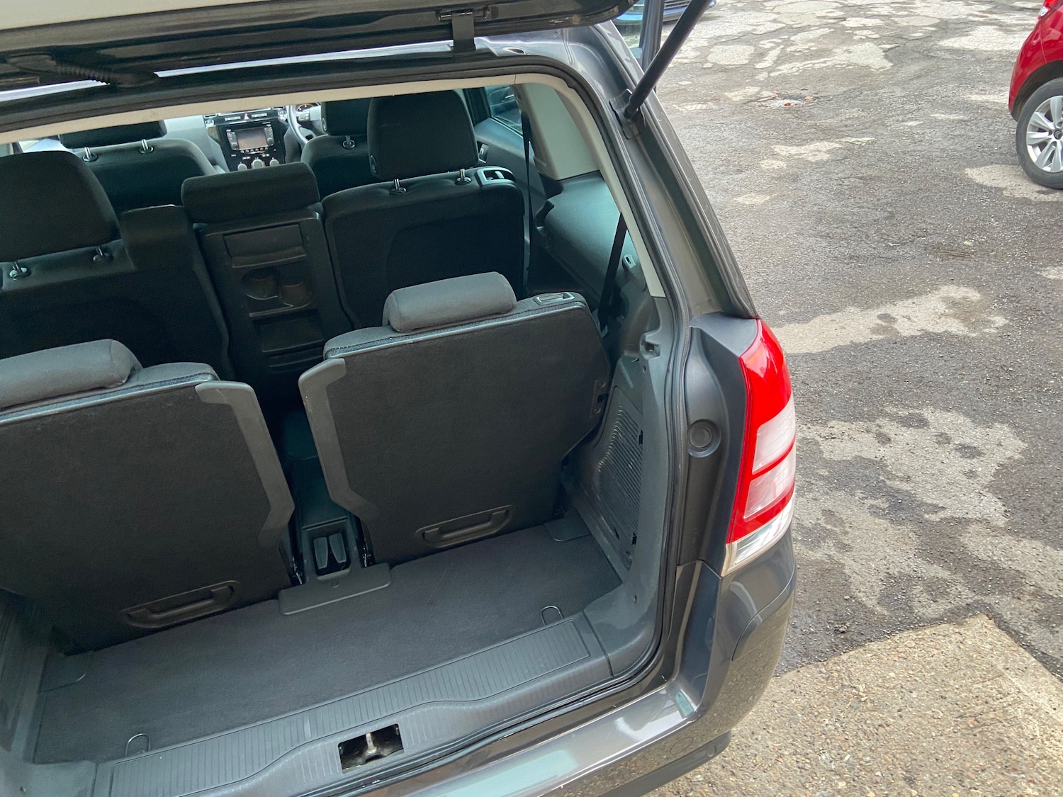 Used Vauxhall Zafira 2013 for sale - 76999596: Photo 23