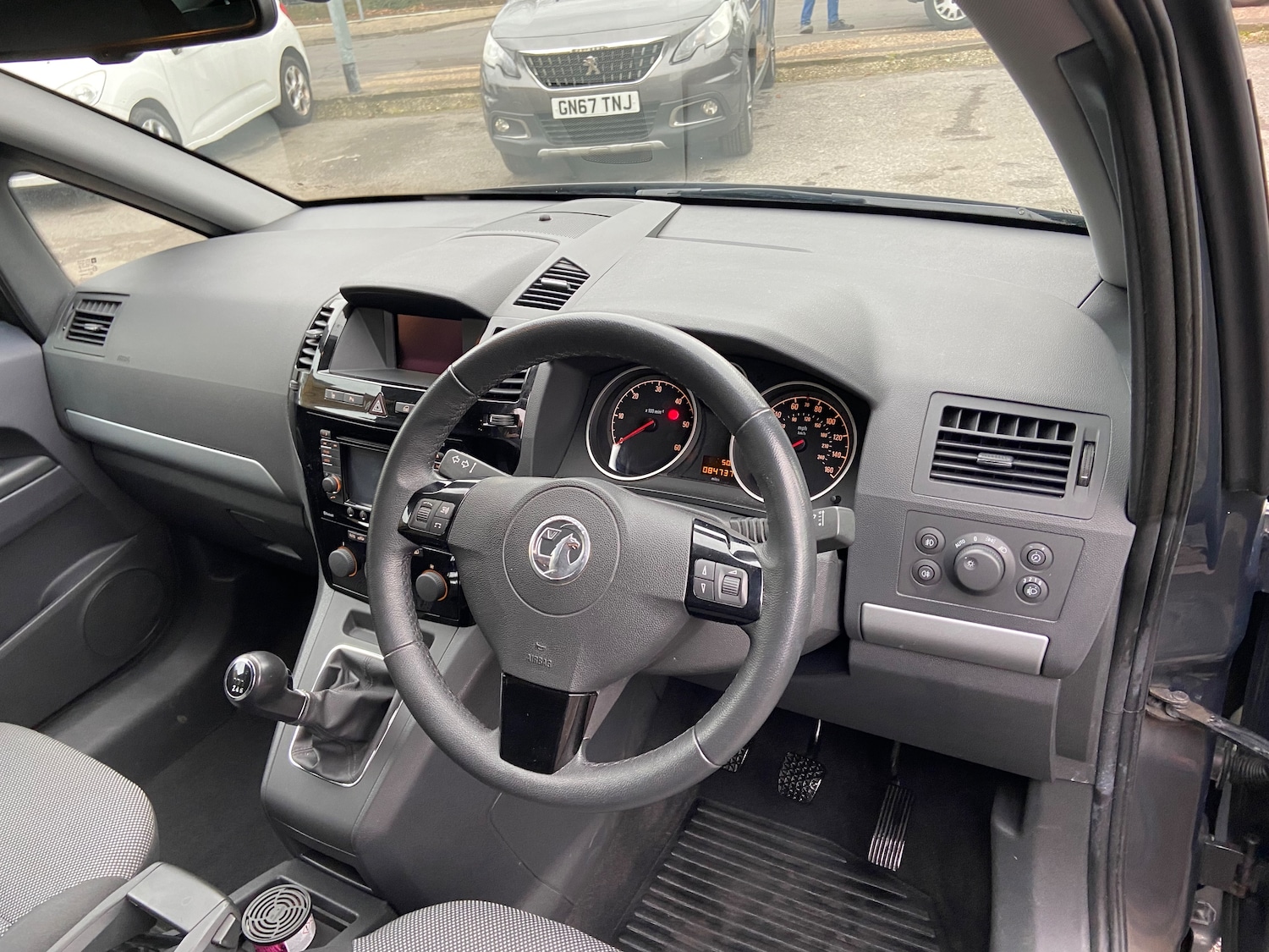 Used Vauxhall Zafira 2013 for sale - 76999596: Photo 30