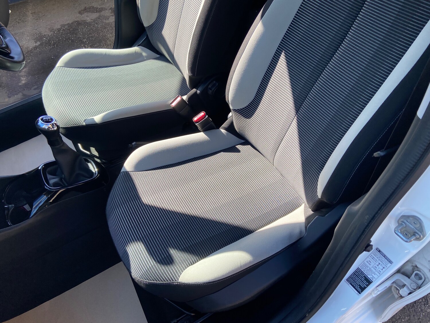 Used Peugeot 108 2016 for sale - 77899038: Photo 21