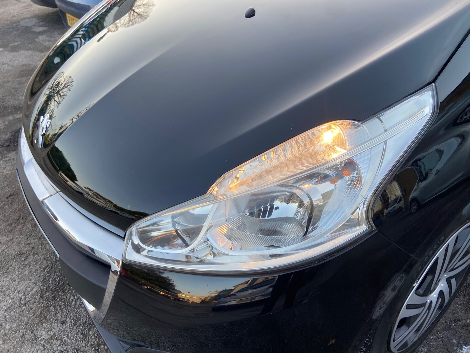 Used Peugeot 208 2016 for sale - 77673993: Photo 13