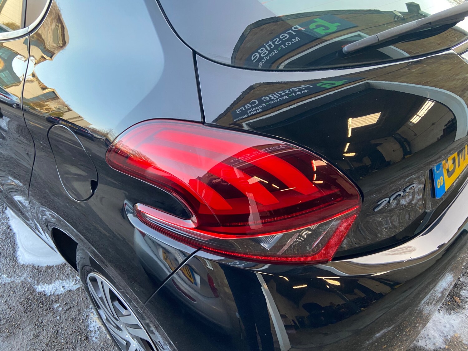 Used Peugeot 208 2016 for sale - 77673993: Photo 15