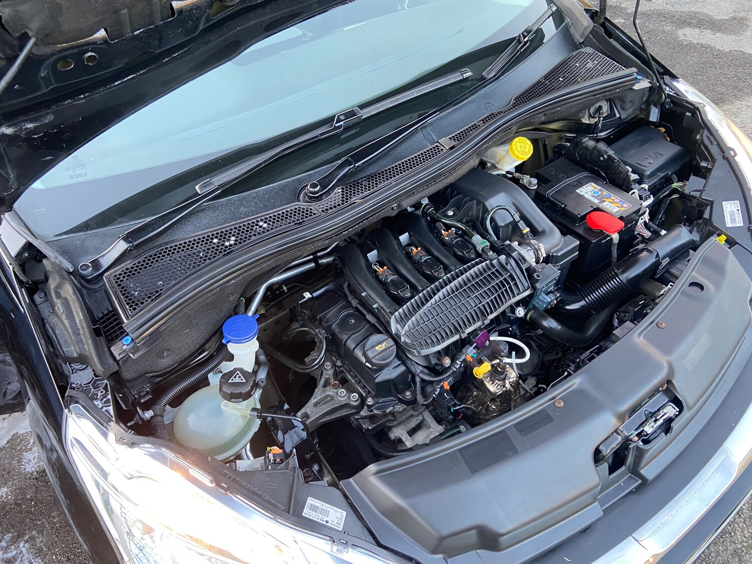 Used Peugeot 208 2016 for sale - 77673993: Photo 16