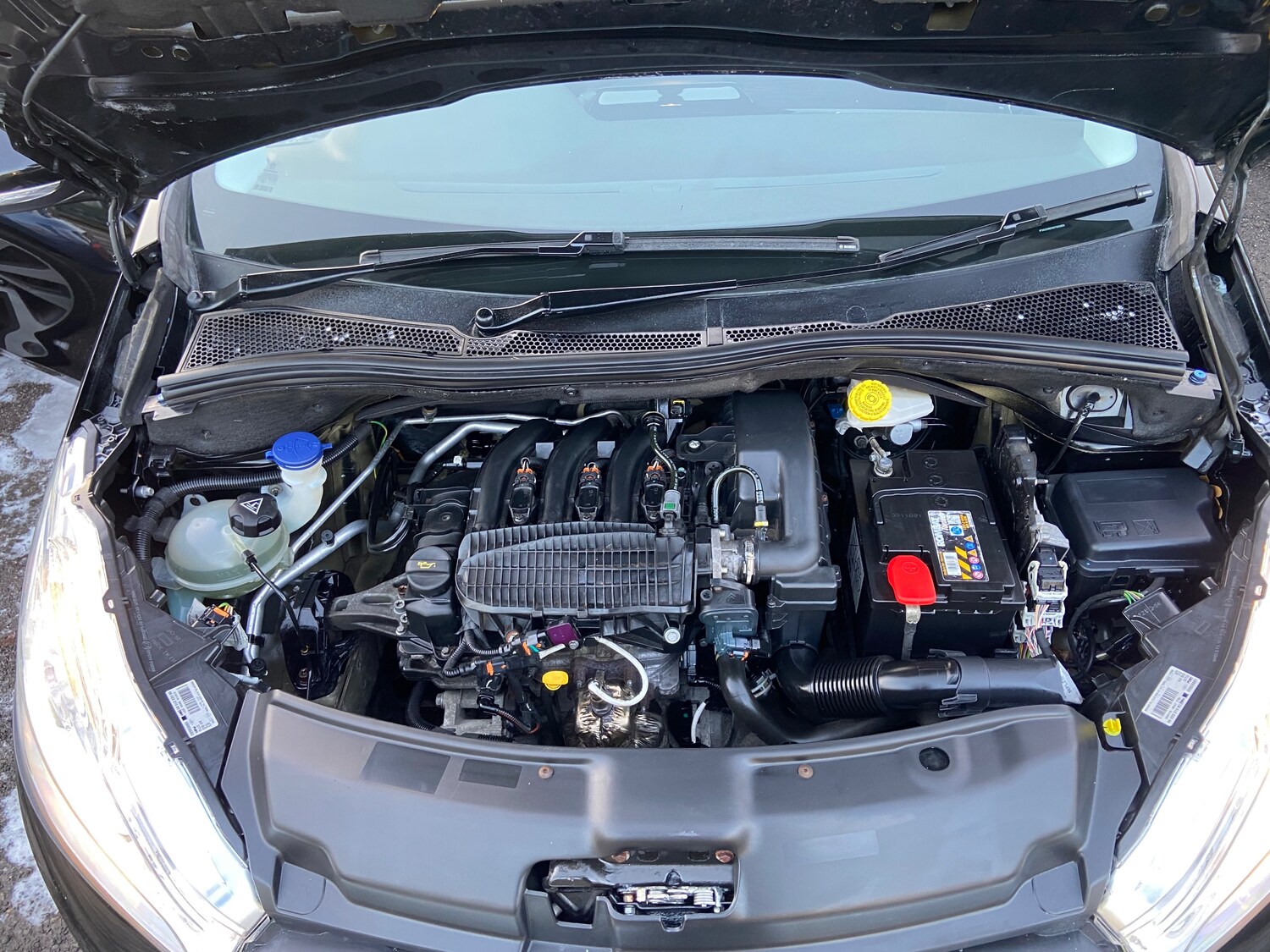 Used Peugeot 208 2016 for sale - 77673993: Photo 17