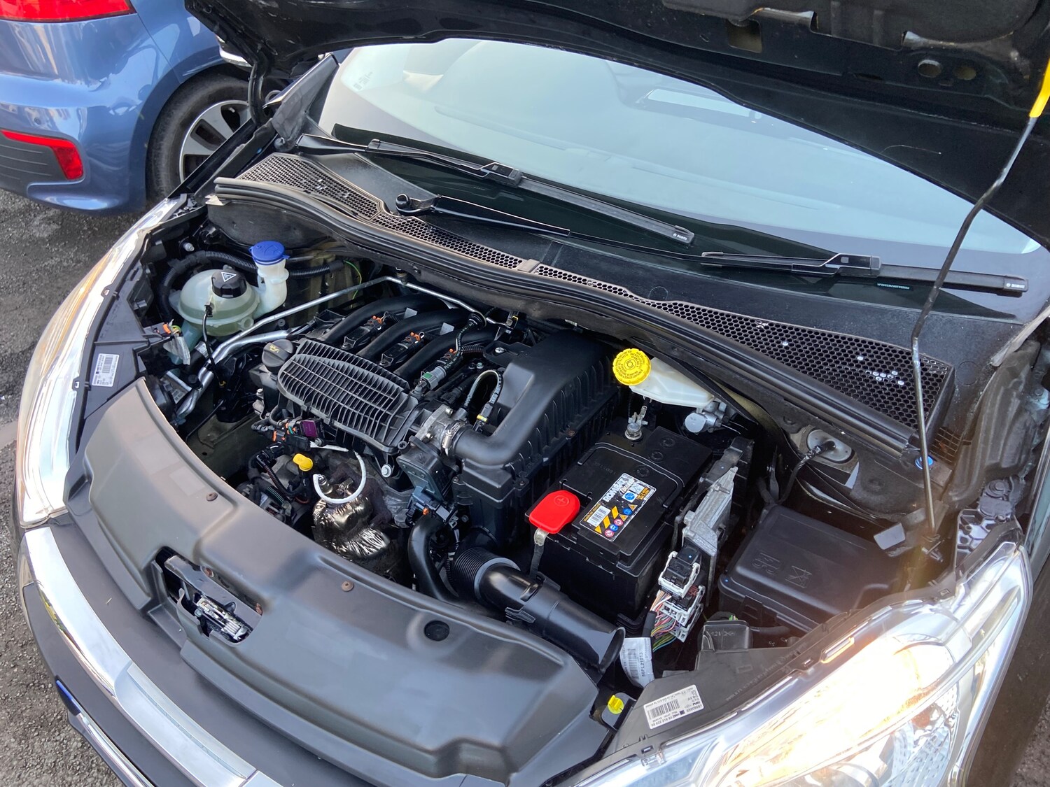 Used Peugeot 208 2016 for sale - 77673993: Photo 18