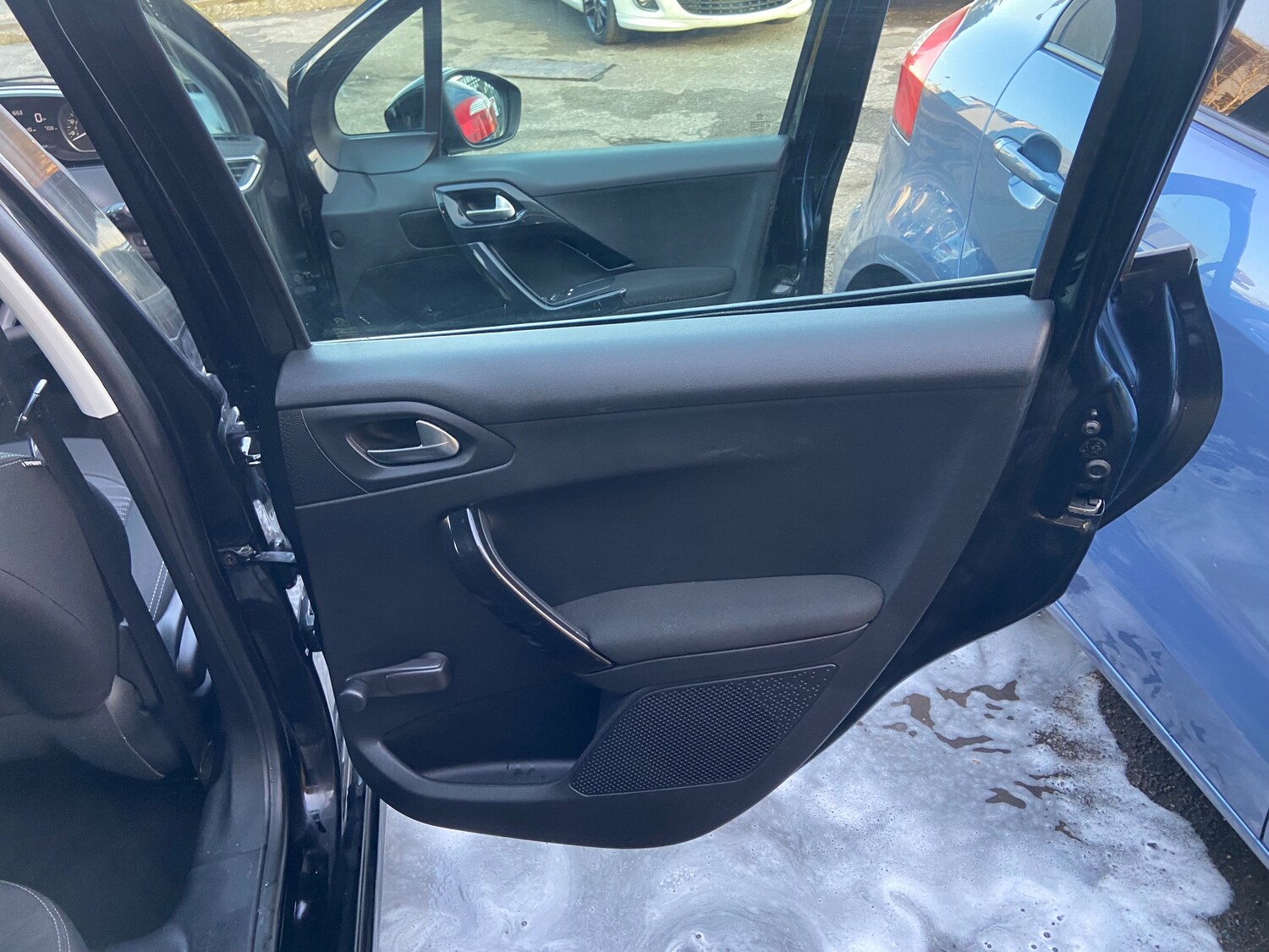 Used Peugeot 208 2016 for sale - 77673993: Photo 31