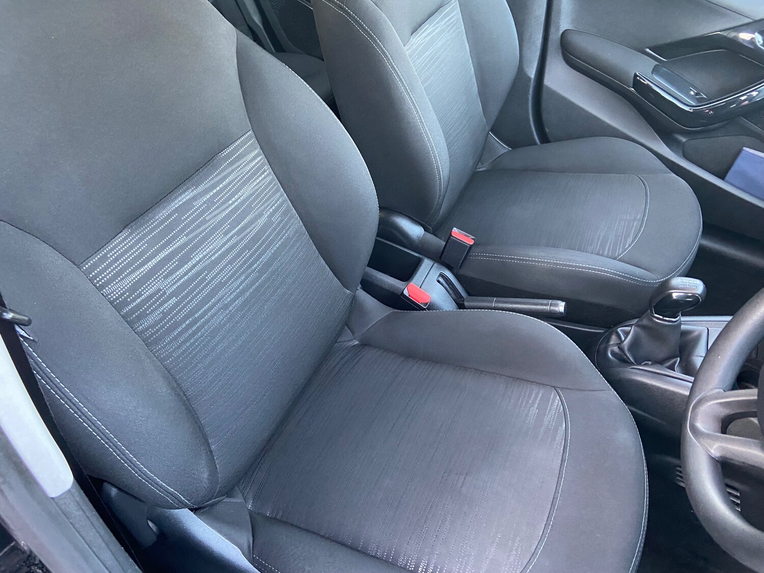 Used Peugeot 208 2016 for sale - 77673993: Photo 34