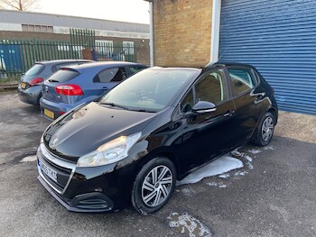 Used Peugeot 208 2016 for sale - 77673993: Photo