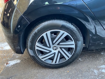 Used Peugeot 208 2016 for sale - 77673993: Photo