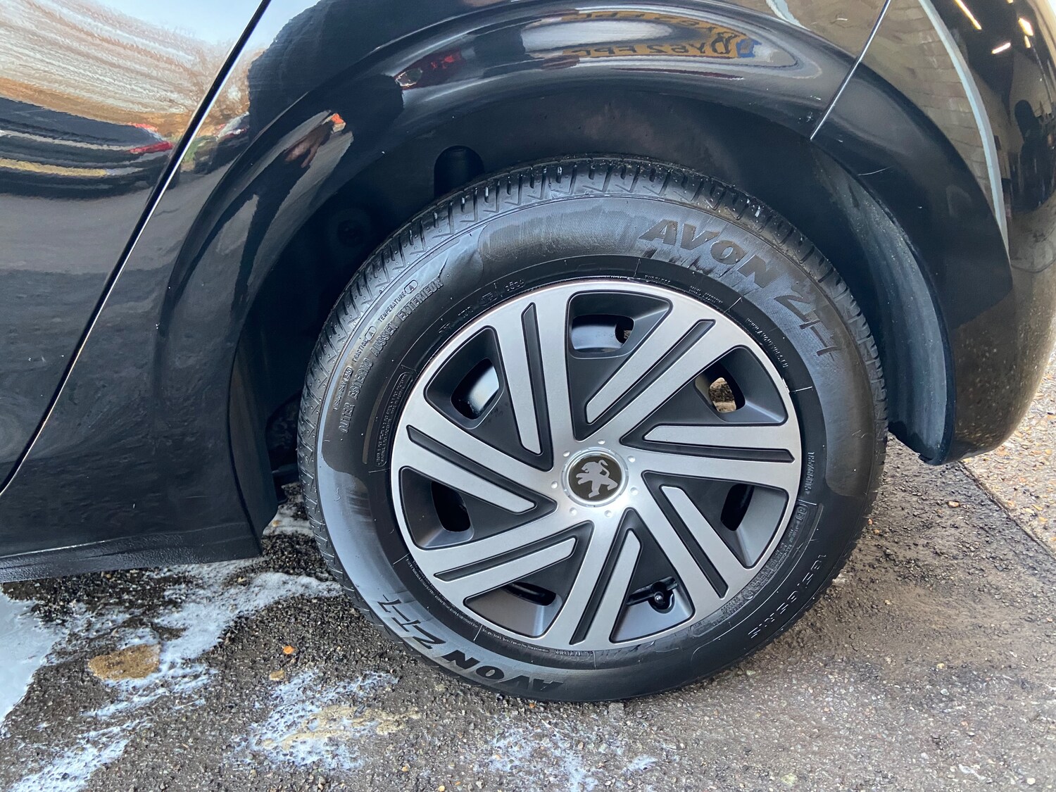 Used Peugeot 208 2016 for sale - 77673993: Photo 6