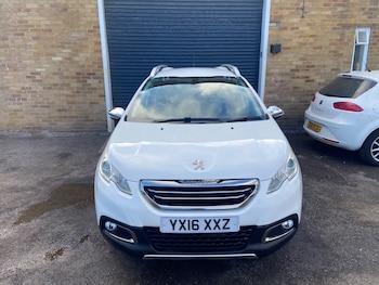 Used Peugeot 2008 2016 for sale - 79443380: Photo