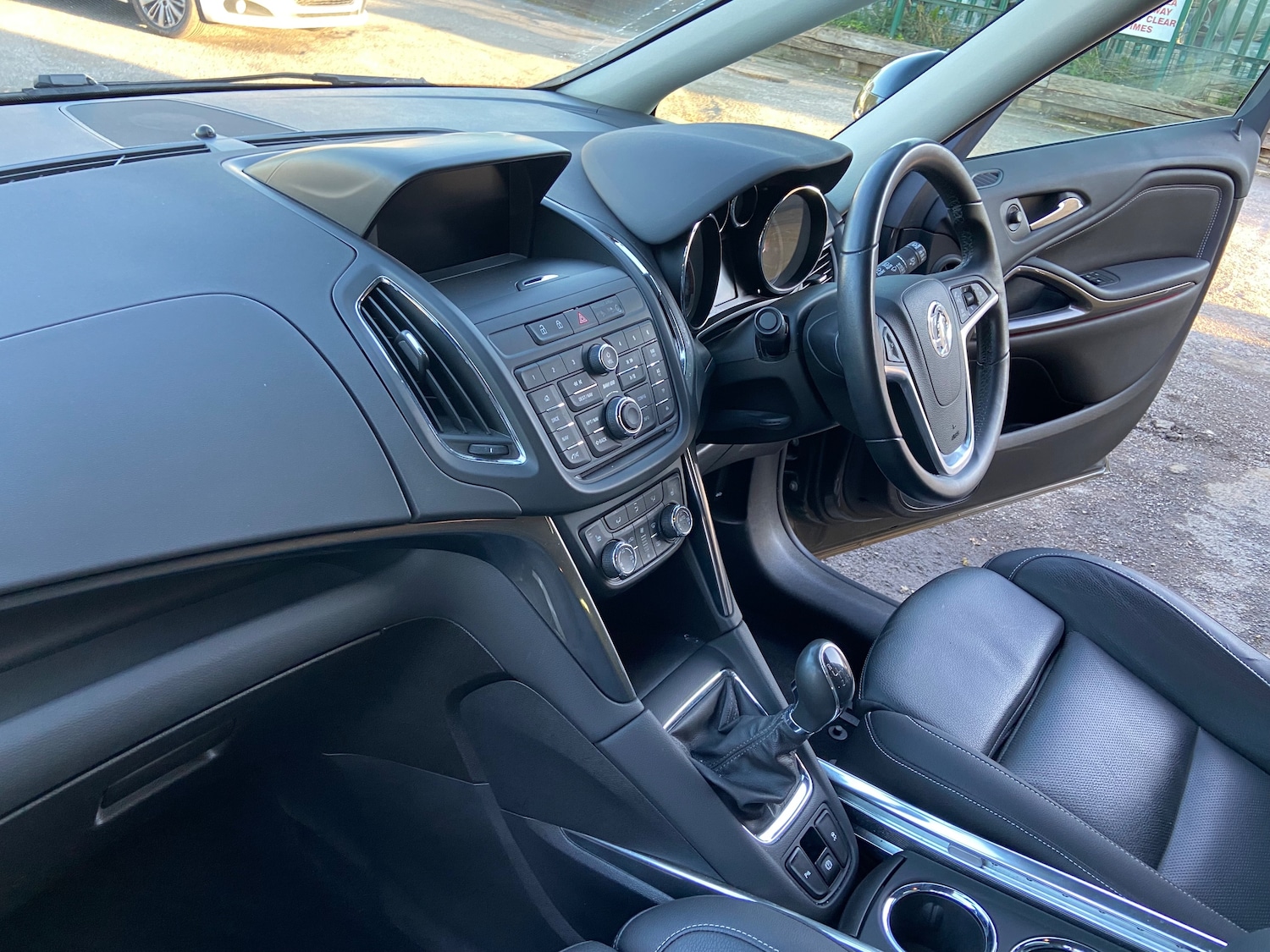 Used Vauxhall Zafira 2016 for sale - 77942200: Photo 15