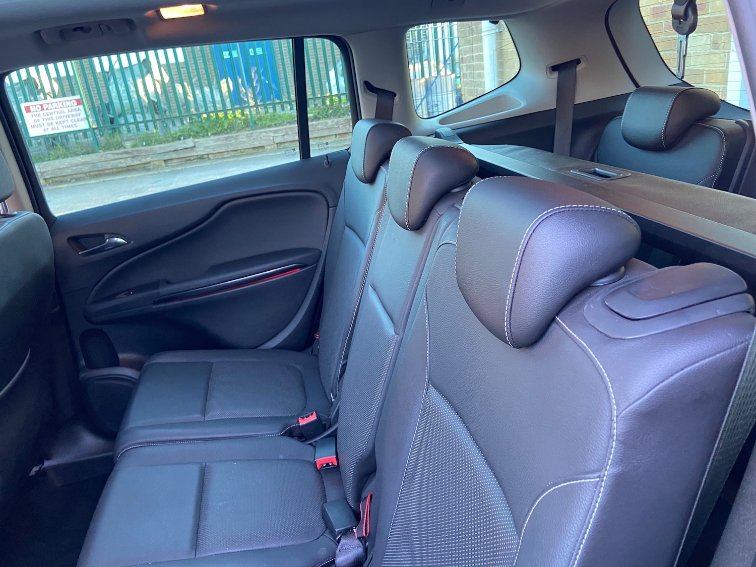 Used Vauxhall Zafira 2016 for sale - 77942200: Photo 19