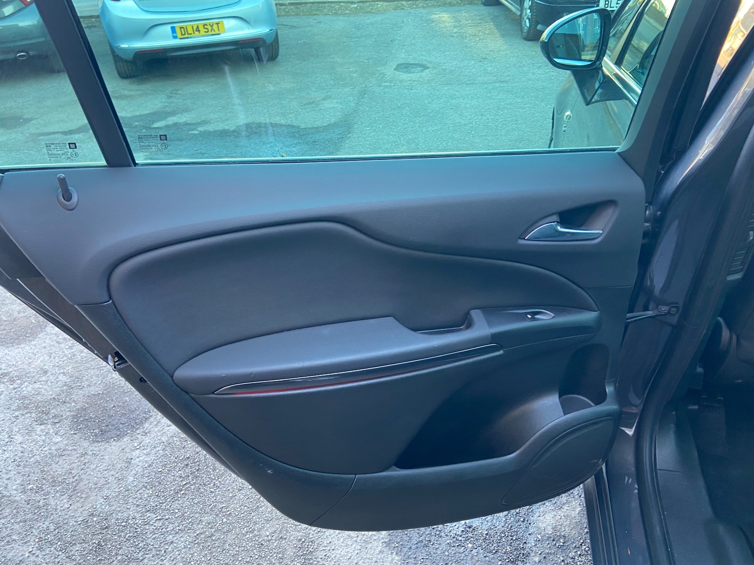 Used Vauxhall Zafira 2016 for sale - 77942200: Photo 21