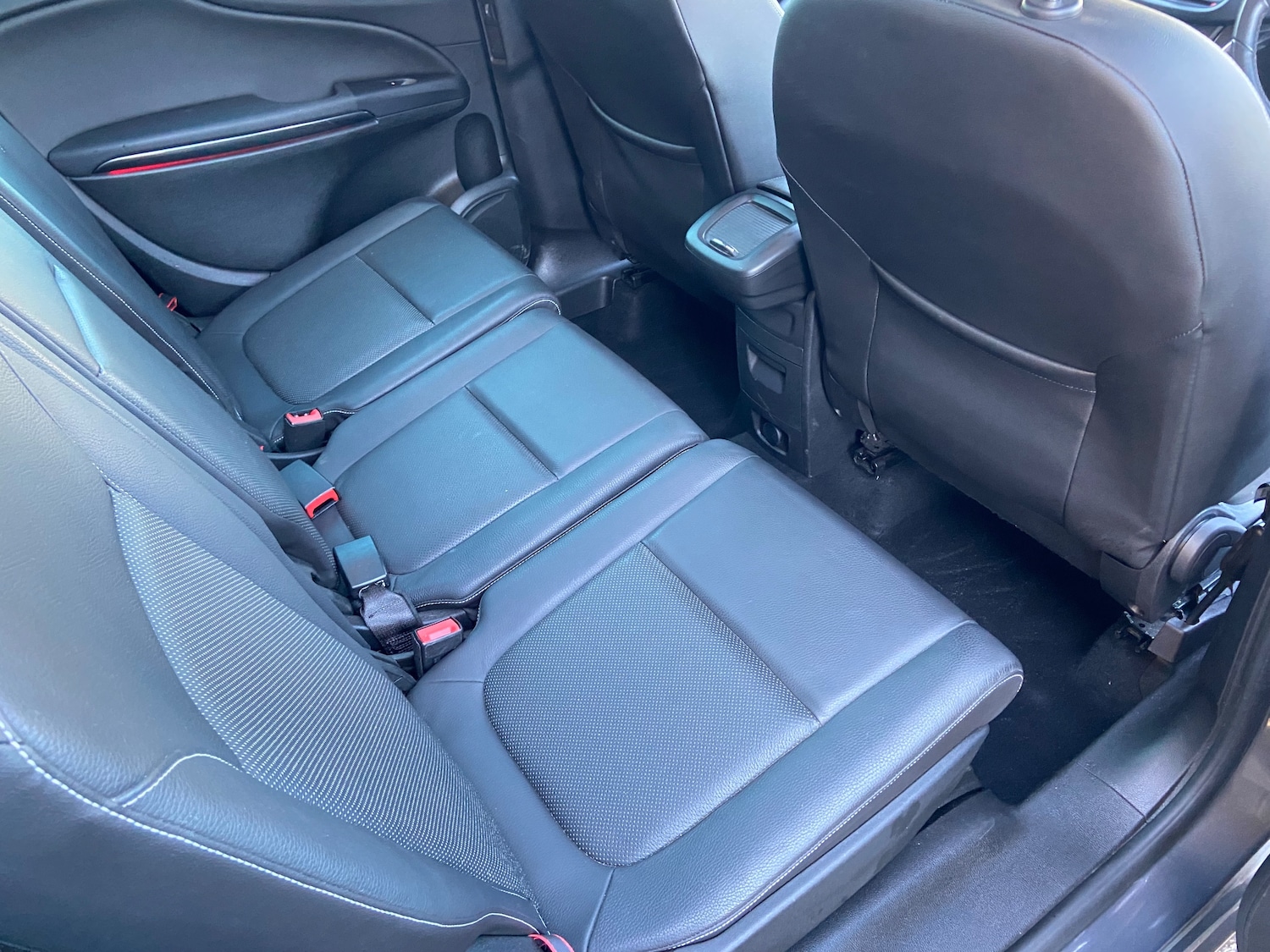 Used Vauxhall Zafira 2016 for sale - 77942200: Photo 26