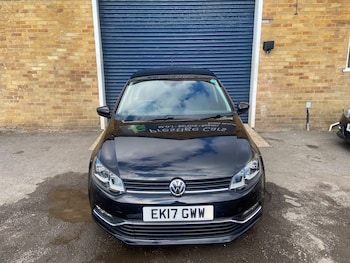 Used Volkswagen Polo 2017 for sale - 75428365: Photo