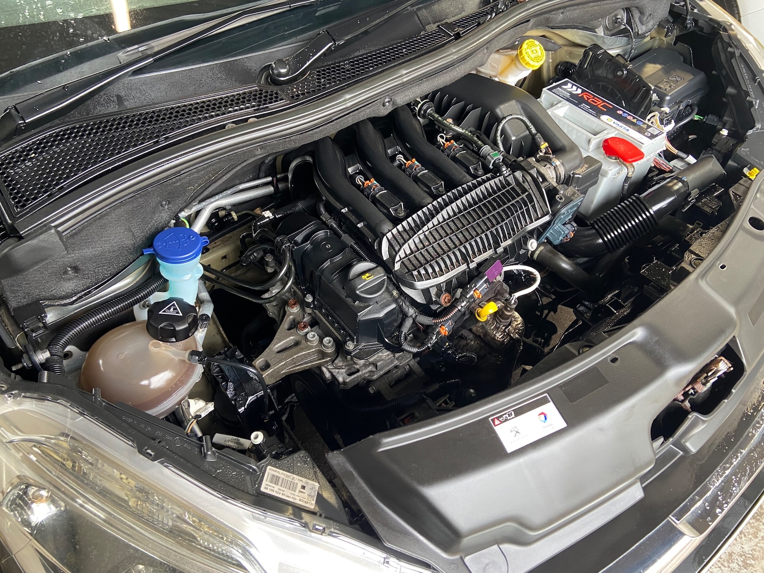 Used Peugeot 208 2015 for sale - 76501189: Photo 16