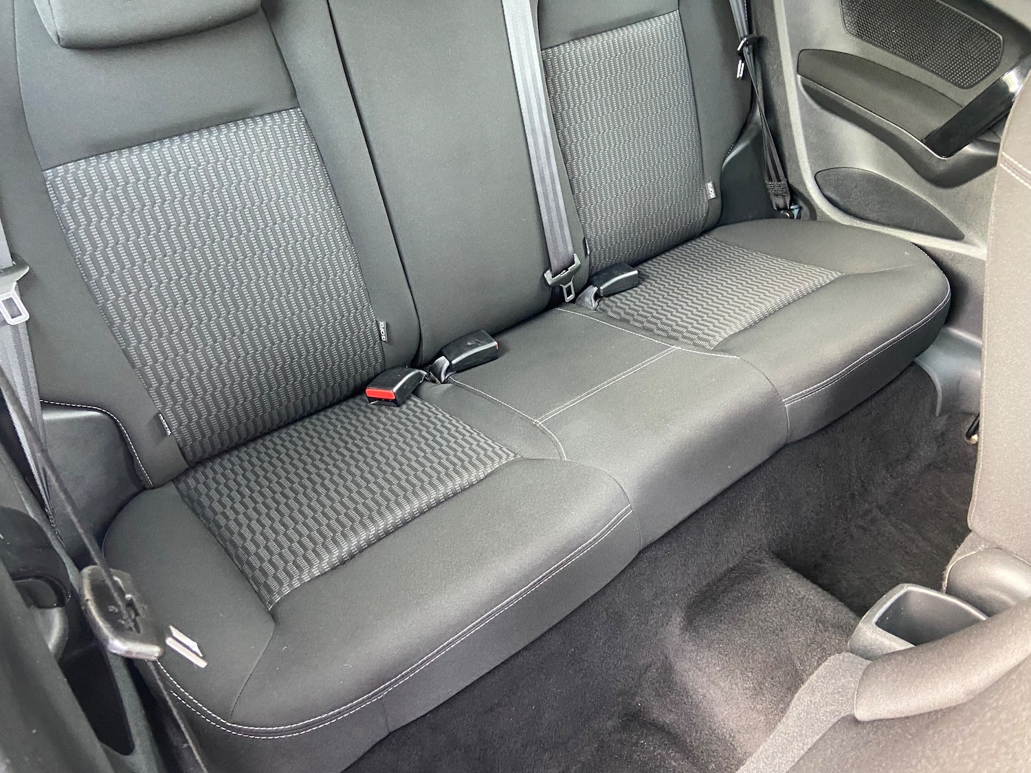 Used Peugeot 208 2015 for sale - 76501189: Photo 19