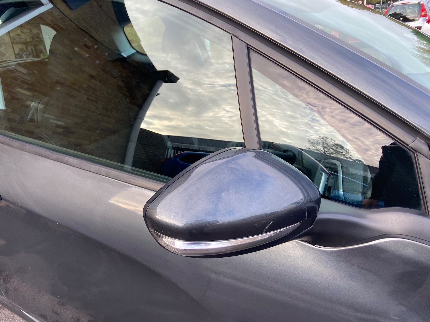 Used Peugeot 208 2015 for sale - 76501189: Photo 24