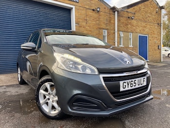 Used Peugeot 208 2015 for sale - 76501189: Photo