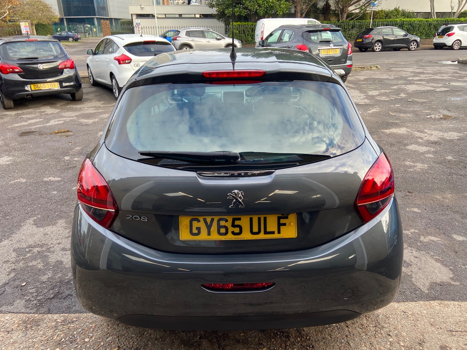 Used Peugeot 208 2015 for sale - 76501189: Photo 5