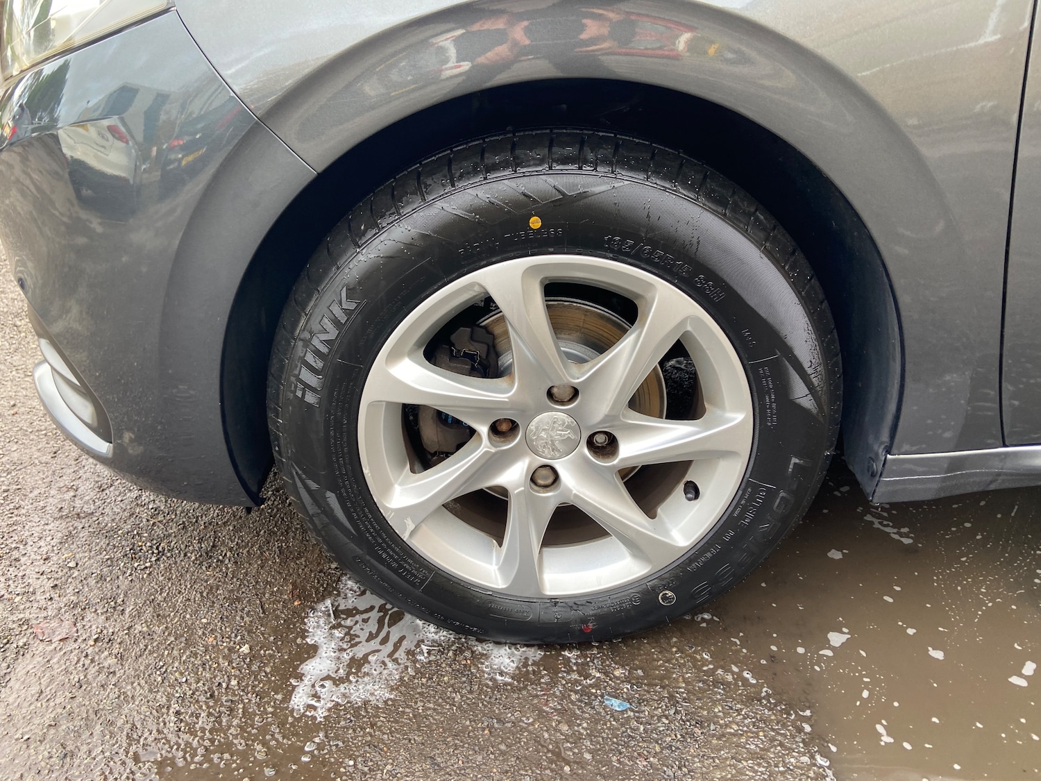 Used Peugeot 208 2015 for sale - 76501189: Photo 9