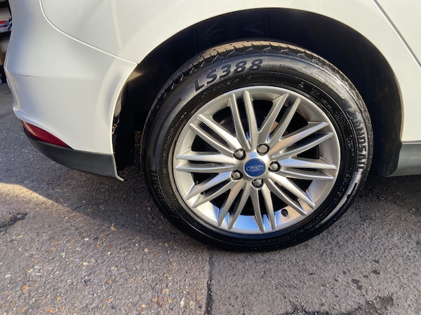 Used Ford Focus 2018 for sale - 76281081: Photo 8