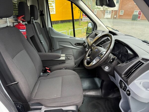 Used Ford Transit 2018 for sale - 74746788: Photo 4
