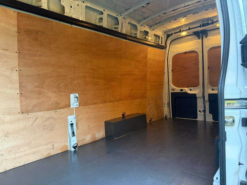 Used Ford Transit 2023 for sale - 77140140: Photo 18