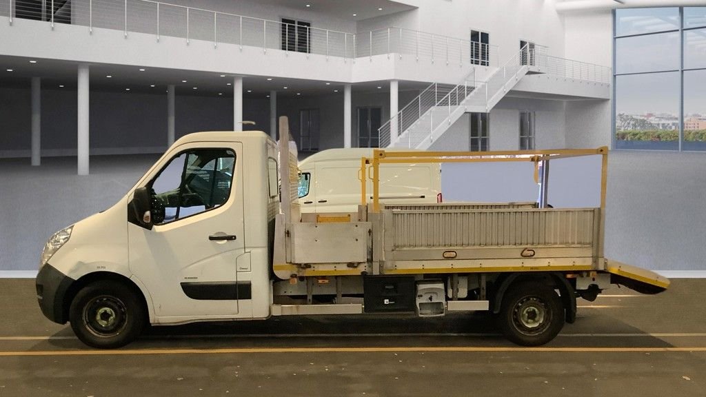 Used Vauxhall Movano 2018 for sale - 77200091: Photo 2