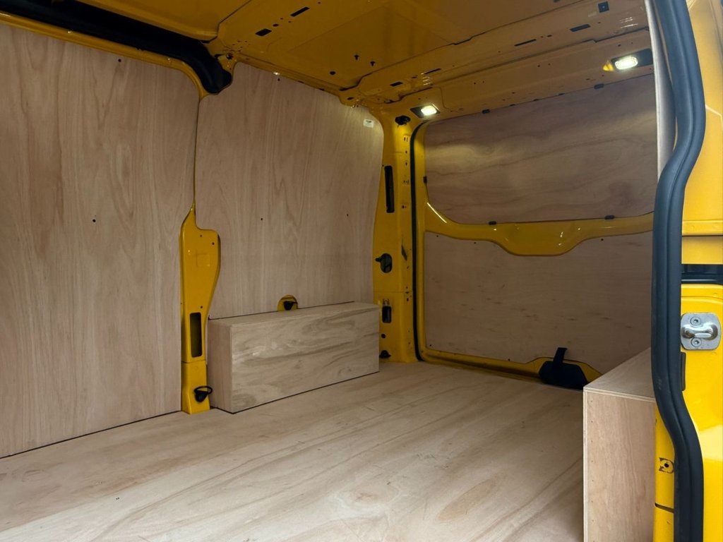 Used Ford Transit Custom 2021 for sale - 77693670: Photo 17