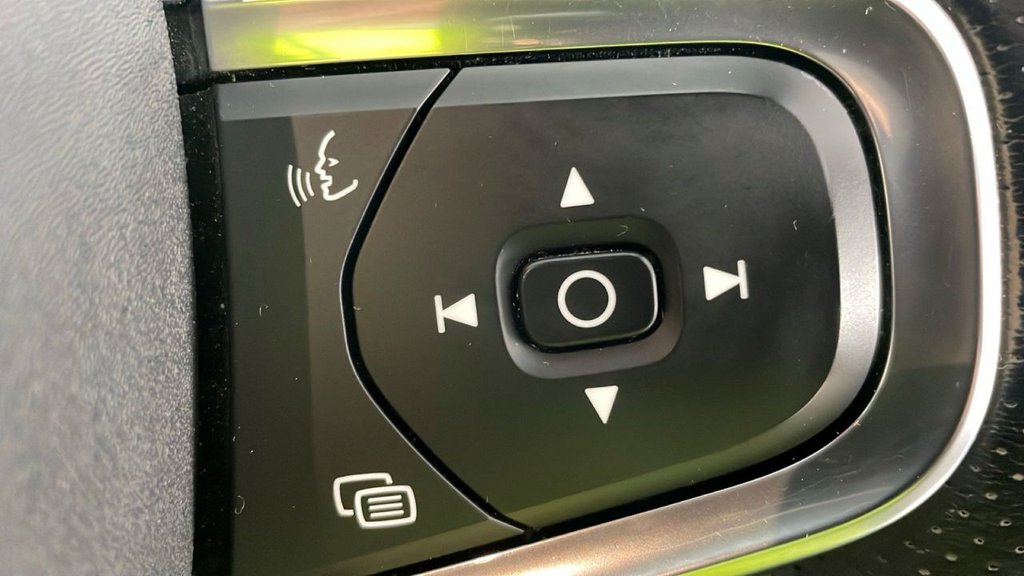 Used Volvo XC40 2020 for sale - 77608883: Photo 9