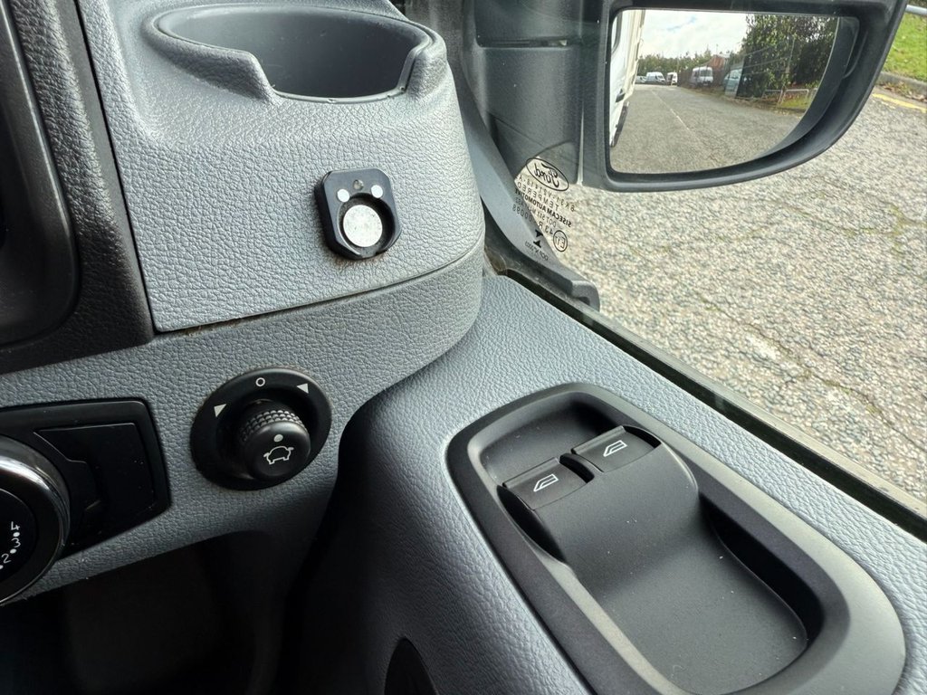 Used Ford Transit 2018 for sale - 75924204: Photo 25