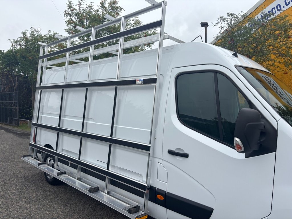 Vehicle 33