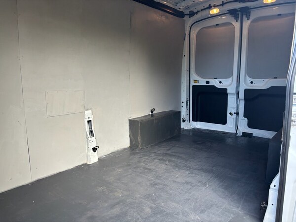 Used Ford Transit 2022 for sale - 75047439: Photo 26