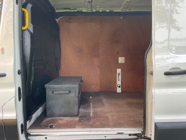 Used Ford Transit 2017 for sale - 66173378: Photo 19