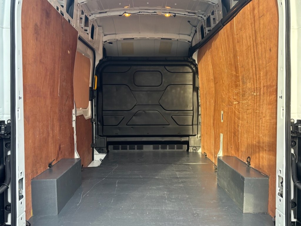 Used Ford Transit 2022 for sale - 76986061: Photo 24