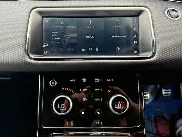 Used Land Rover Range Rover Evoque 2022 for sale - 75149923: Photo 33