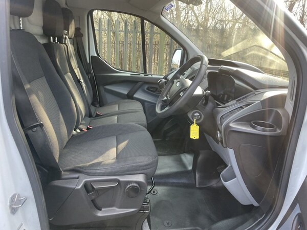 Used Ford Transit Custom 2017 for sale - 66697225: Photo 8
