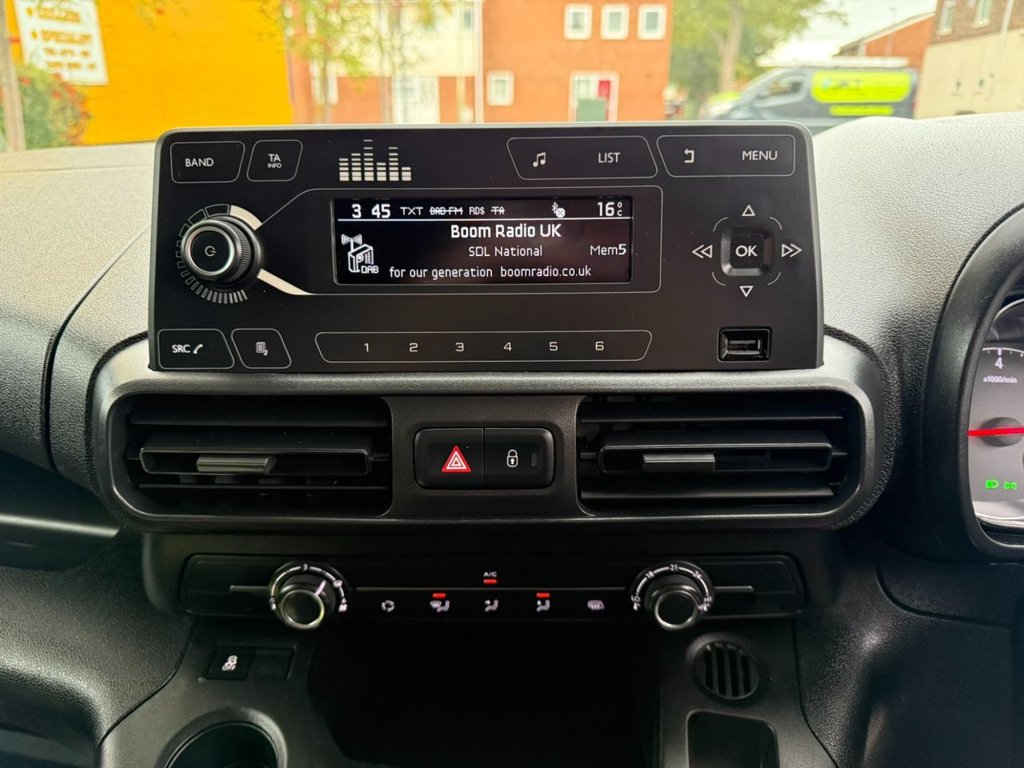 Used Vauxhall Combo 2020 for sale - 76185360: Photo 9