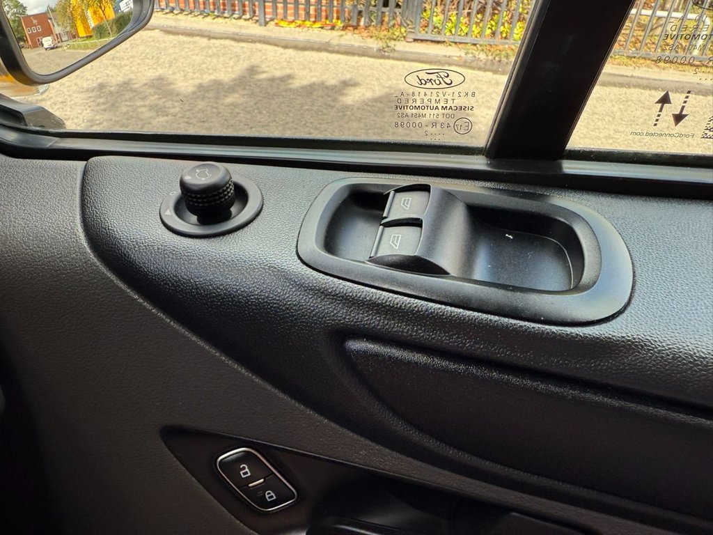 Used Ford Transit Custom 2022 for sale - 76962333: Photo 21