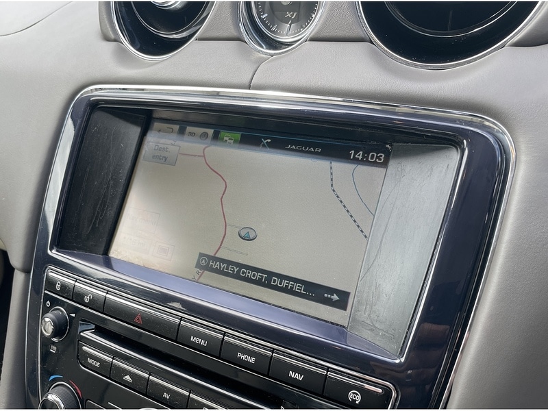 Used Jaguar XJ 2014 for sale - 76403220: Photo 23