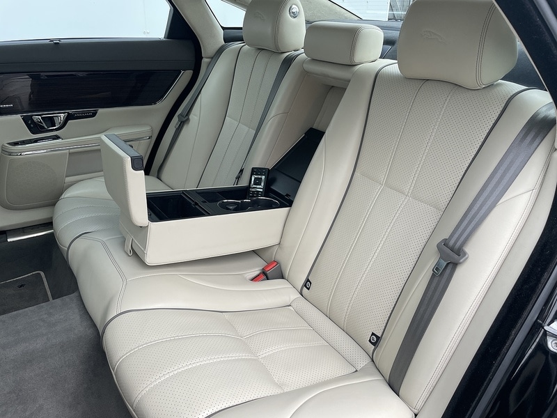 Used Jaguar XJ 2014 for sale - 76403220: Photo 43