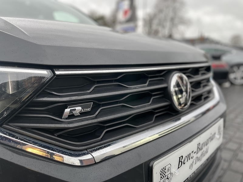 Used Volkswagen T-Roc 2018 for sale - 76896538: Photo 2