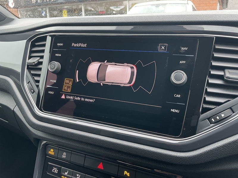 Used Volkswagen T-Roc 2018 for sale - 76896538: Photo 20