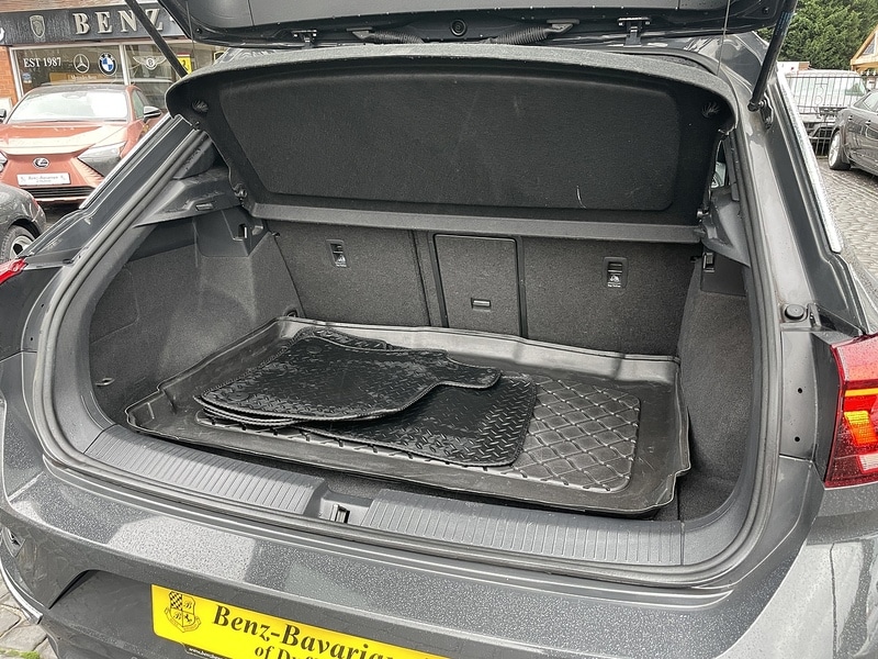 Used Volkswagen T-Roc 2018 for sale - 76896538: Photo 26